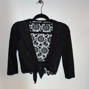 Black Crochet Lace Back 3/4 Sleeve Shrug